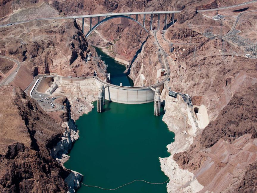 Lake MMead at Hoover Dam in 2015